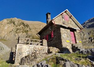 Retiro YOGA-TREK Aventura Pirineos Benasque